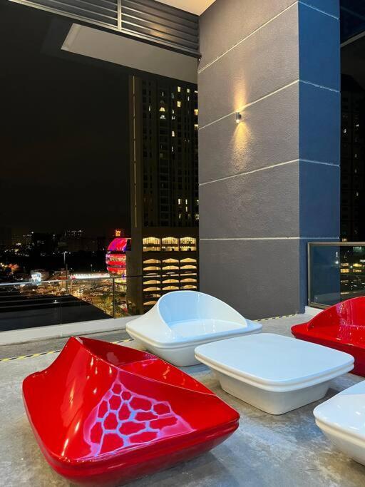 Kl Sunway Velocity 1-5pax Connected To Mall & Mrt Pangsapuri Kuala Lumpur